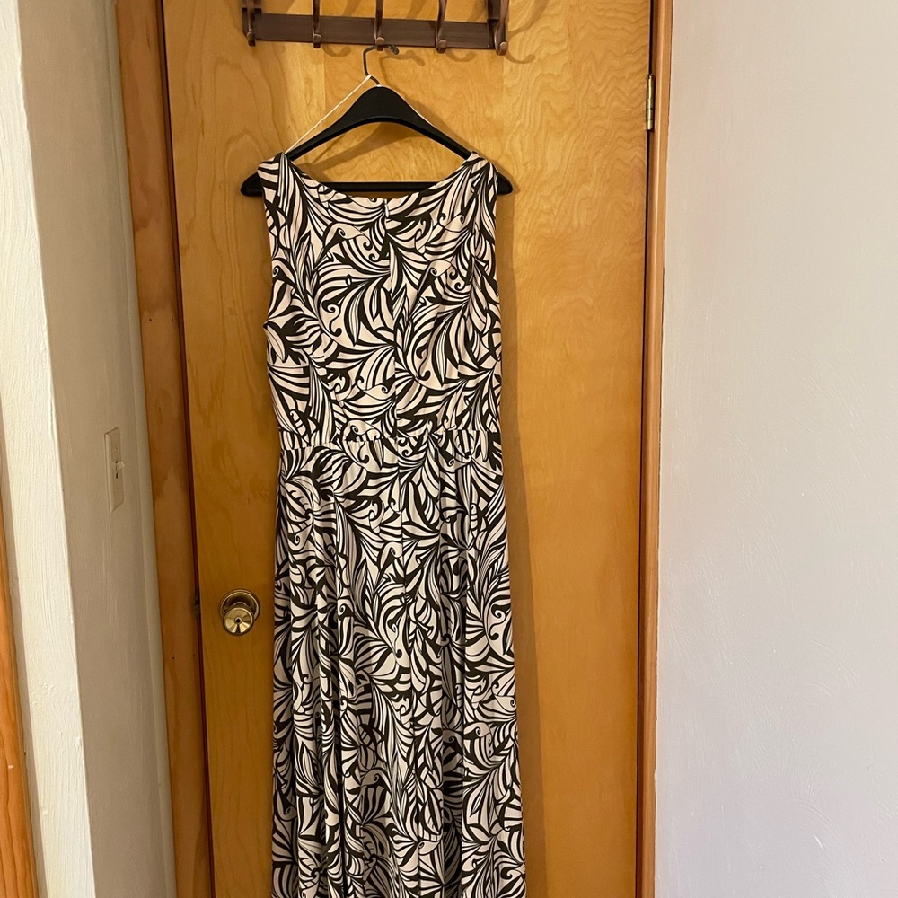 Jessica Howard Maxi dress